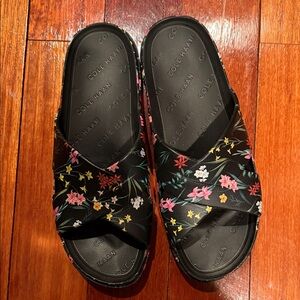 Cole Haan Women's Black Floral Slide Sandals